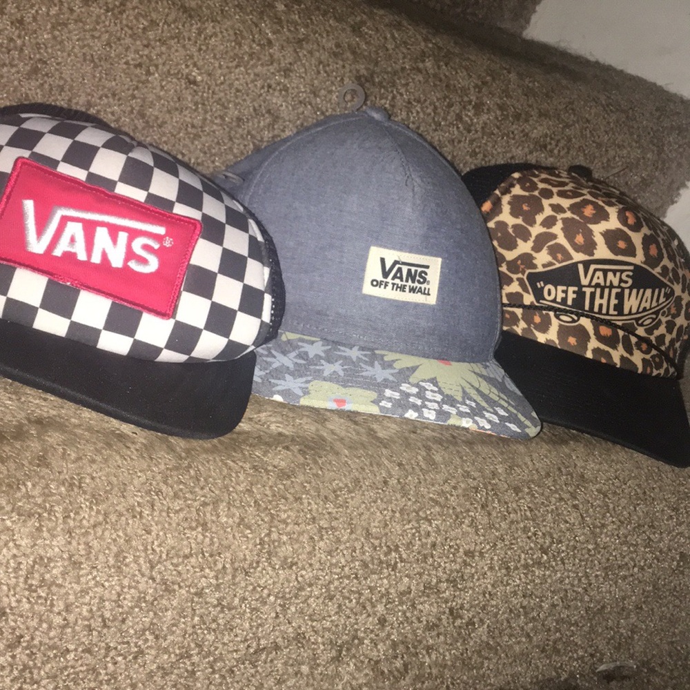 ❤️ VANS HATS BUNDLE 🖤
